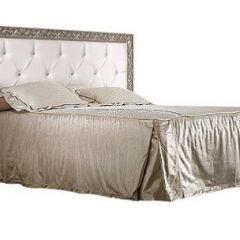 Кровать 2-х спальная (1,8 м) Тиффани Premium черная/серебро с мягким элементом со стразами с подъемным механизмом (ТФКР180-2[3][7] (П) в Копейске - kopejsk.mebel24.online | фото 1